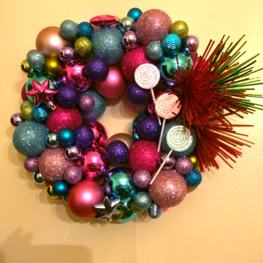 Handmade bulb wreath